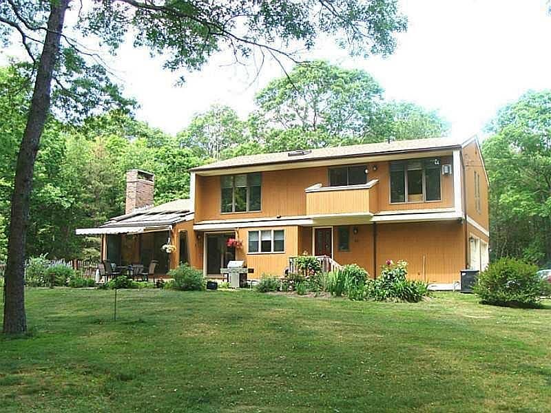 1st image of 51 44 Edwards Ln
