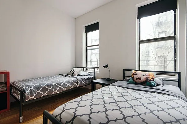 Rented by Lang Realty LLC | media 30