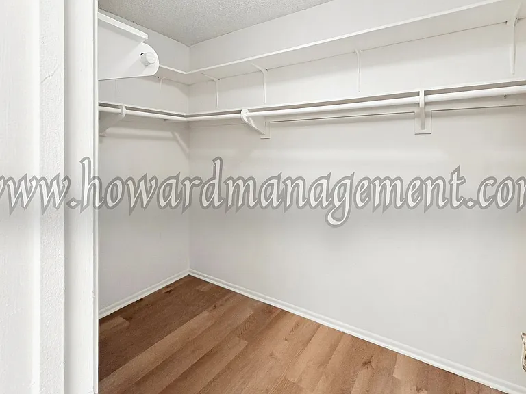 4605 Maytime Ln — Photo 16