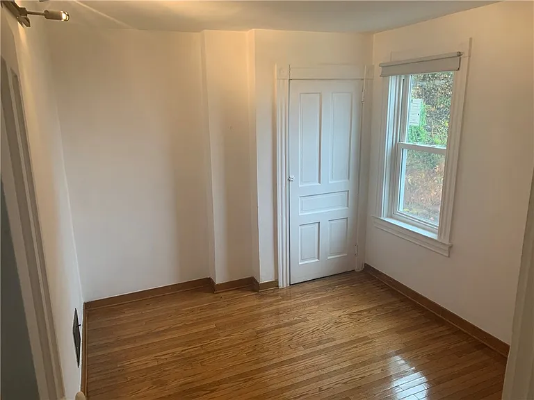 266 Beaver St — Photo 19