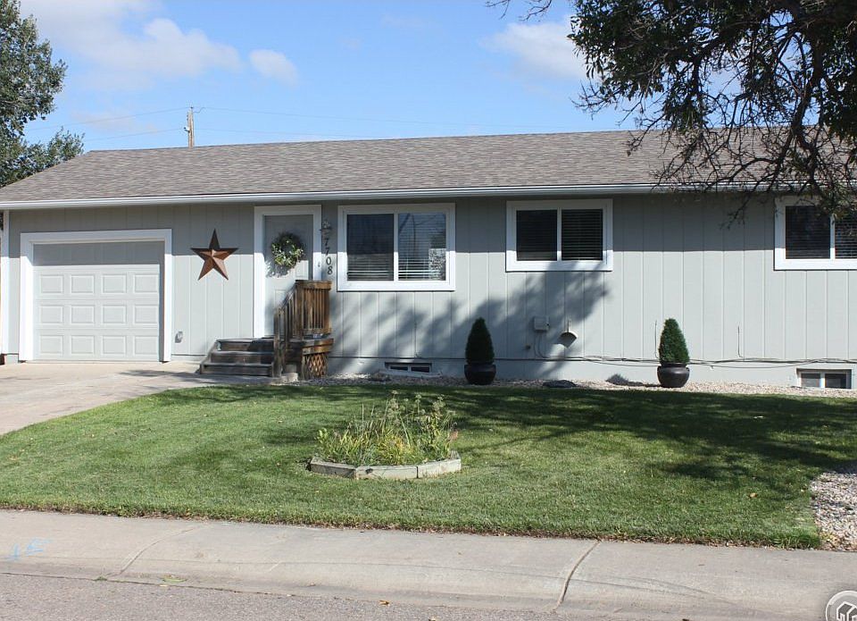 7708 4th Street, Wellington