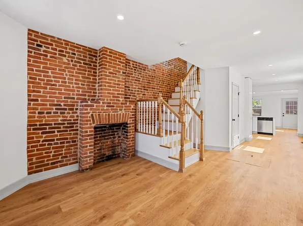 1019 S Robinson St, Baltimore, MD 21224