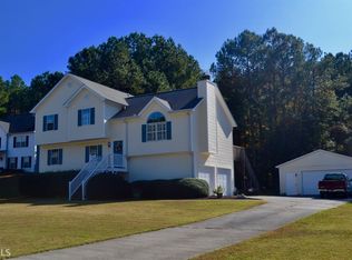 32 Old Barn Way, Kingston, GA 30145