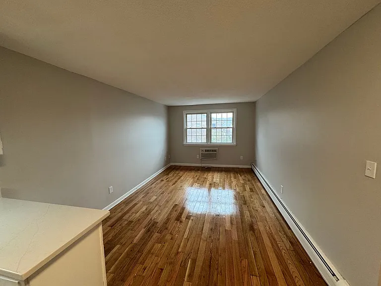 50 Danbury Dr #22 — Photo 6