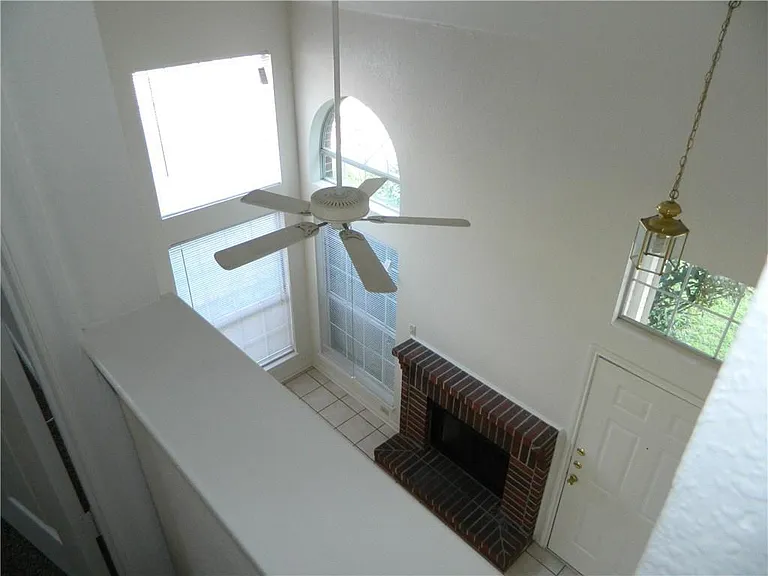 7213 Oak Meadow Dr #B — Photo 7