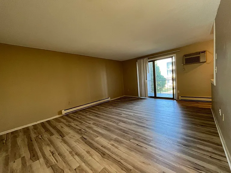 359 Long Hill Rd #355-43 — Photo 11