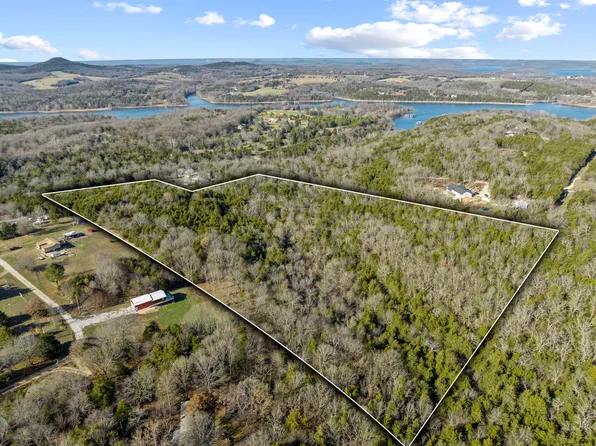 2670 Nauvoo Road, Lampe, MO 65681