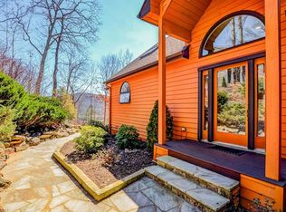 55 Cedar Summit Rd, Asheville, NC 28803