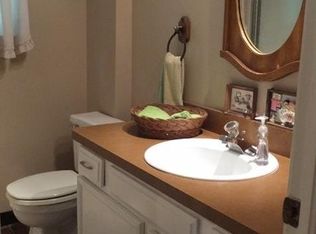 196 W River Rd, Valley City, OH 44280