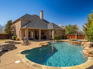 8924 Scarlet Trl, Argyle, TX 76226