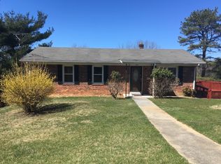 103 Hanks St, Galax, VA