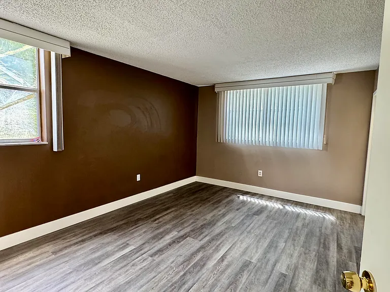 1800 SW 81st Ave #1307 — Photo 36