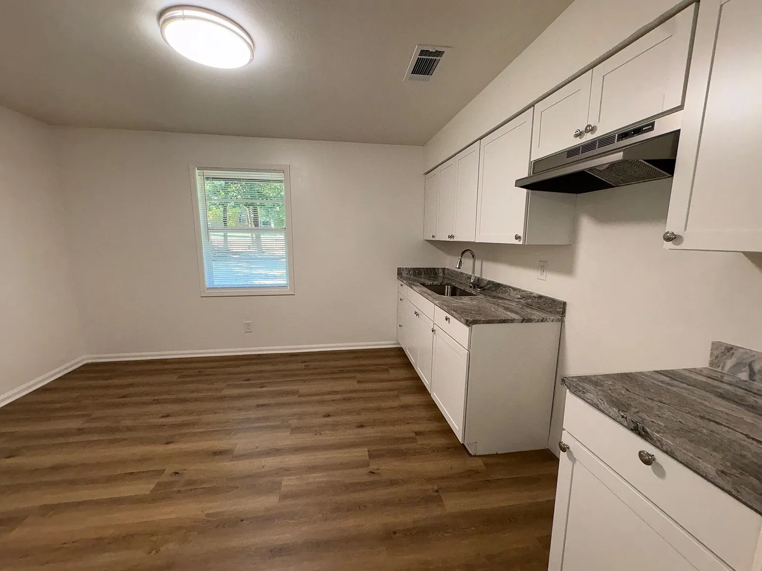 4323 Ansley Ave — Photo 3