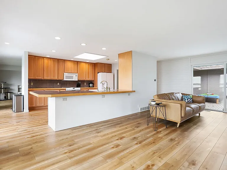 777 Ruddiman Dr — Photo 15