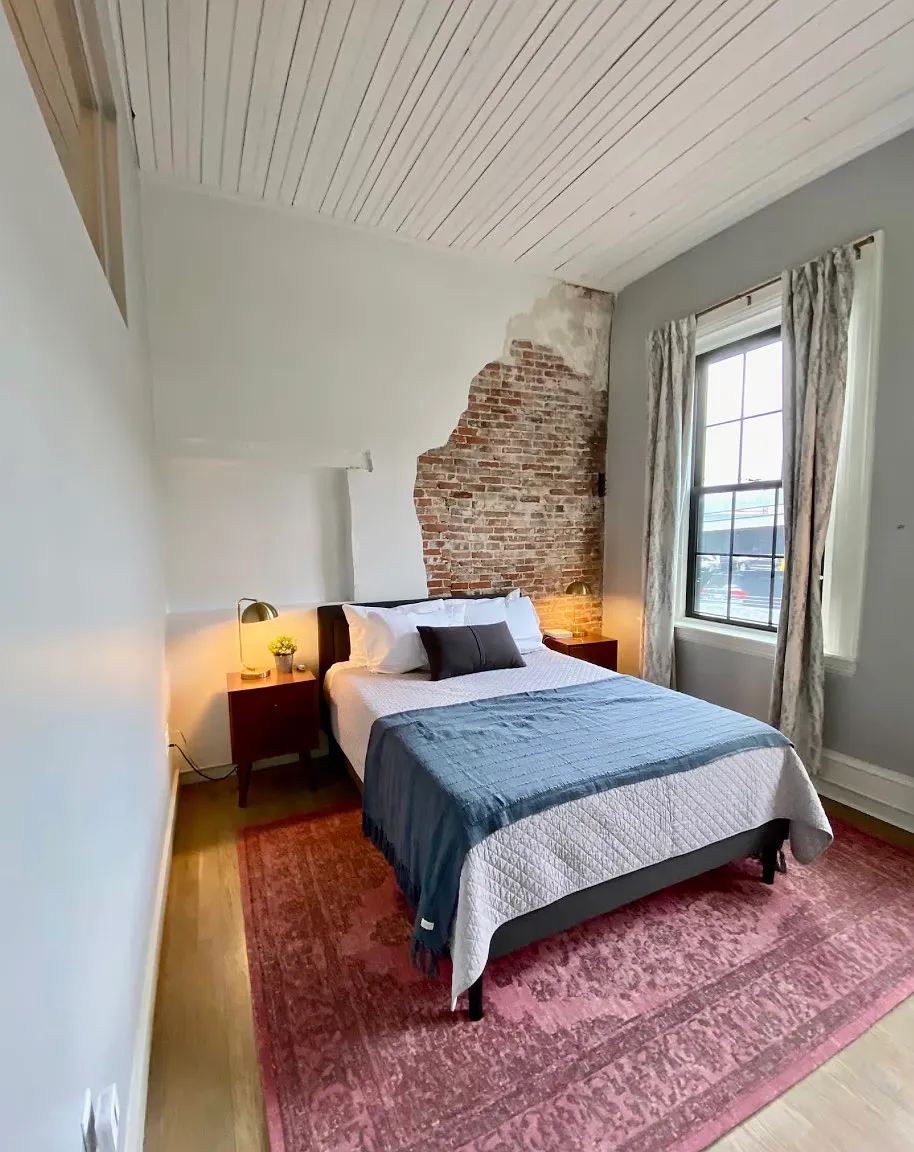 1 bed, 565 sqft, $2,500 — Photo 2