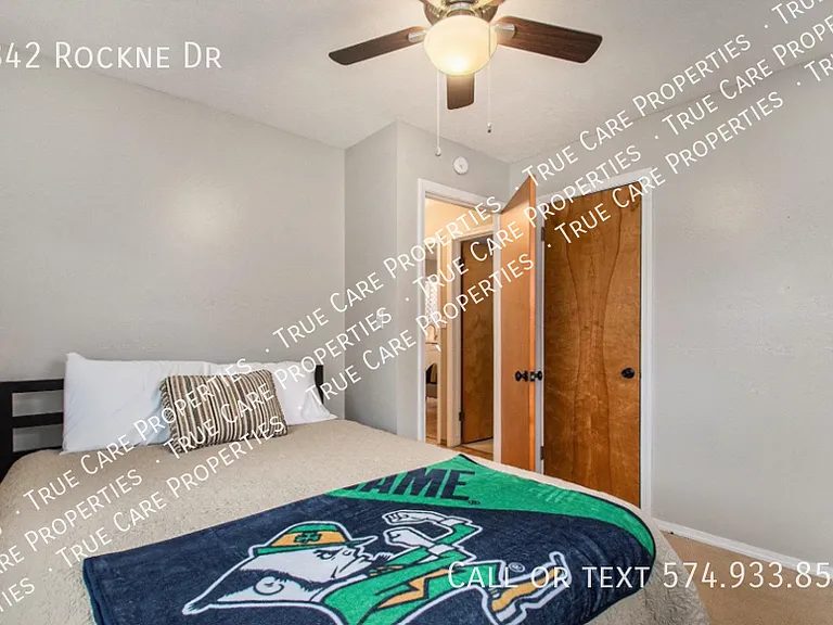 2842 Rockne Dr — Photo 9