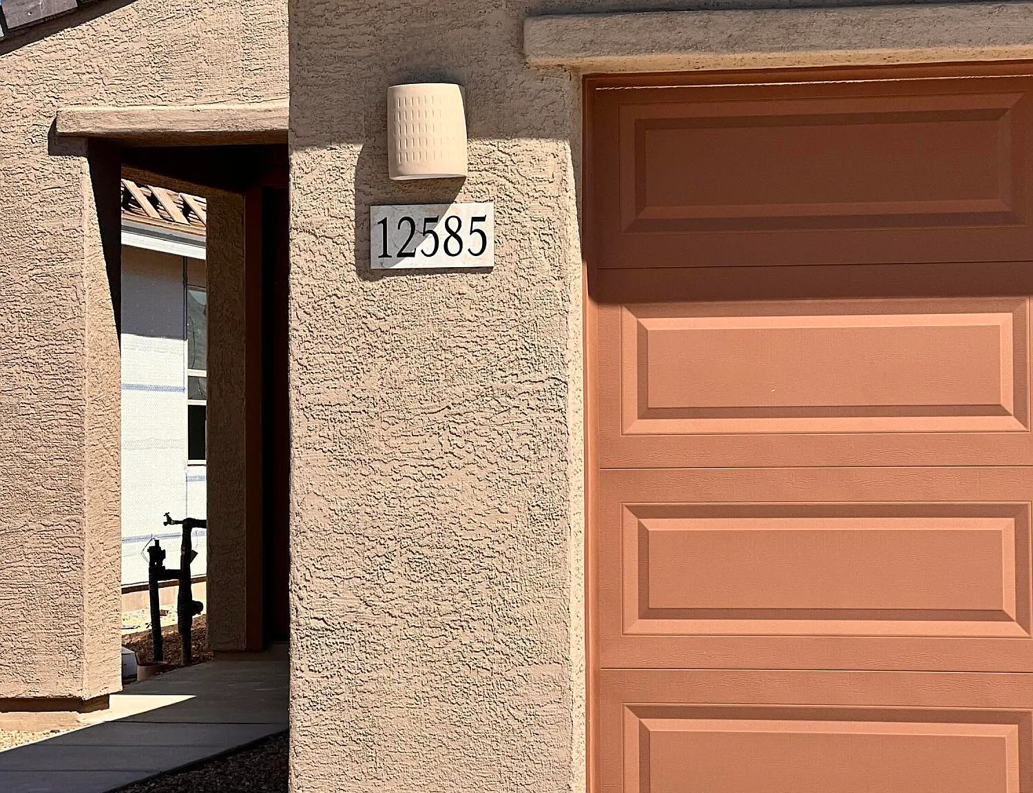 3 bed, 2.0 bath, 1602 sqft, $1,895 — Photo 1