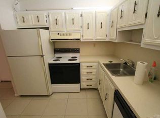 5641 SW 2nd Ct APT 103, Pompano Beach, FL 33068