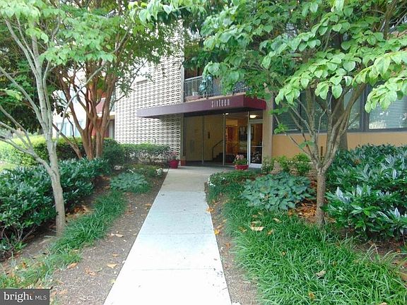 2nd image of 16 S Van Dorn St APT 506