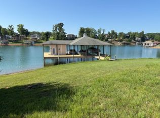 41 Compass Cove Cir, Moneta, VA 24121