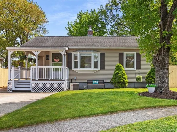 28 Hull Drive, Southington, CT 06489