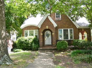 210 Aberdeen Ter APT A, Greensboro, NC 27403