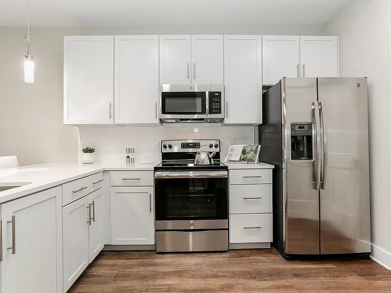 Annandale Apartment Homes — Photo 2