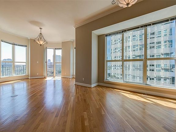 2nd image of 3401 Lee Pkwy APT 703