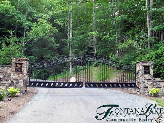 5th image of 103-3 Rocky Bluff Dr