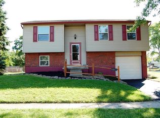 137 Lightner Ln, Englewood, OH
