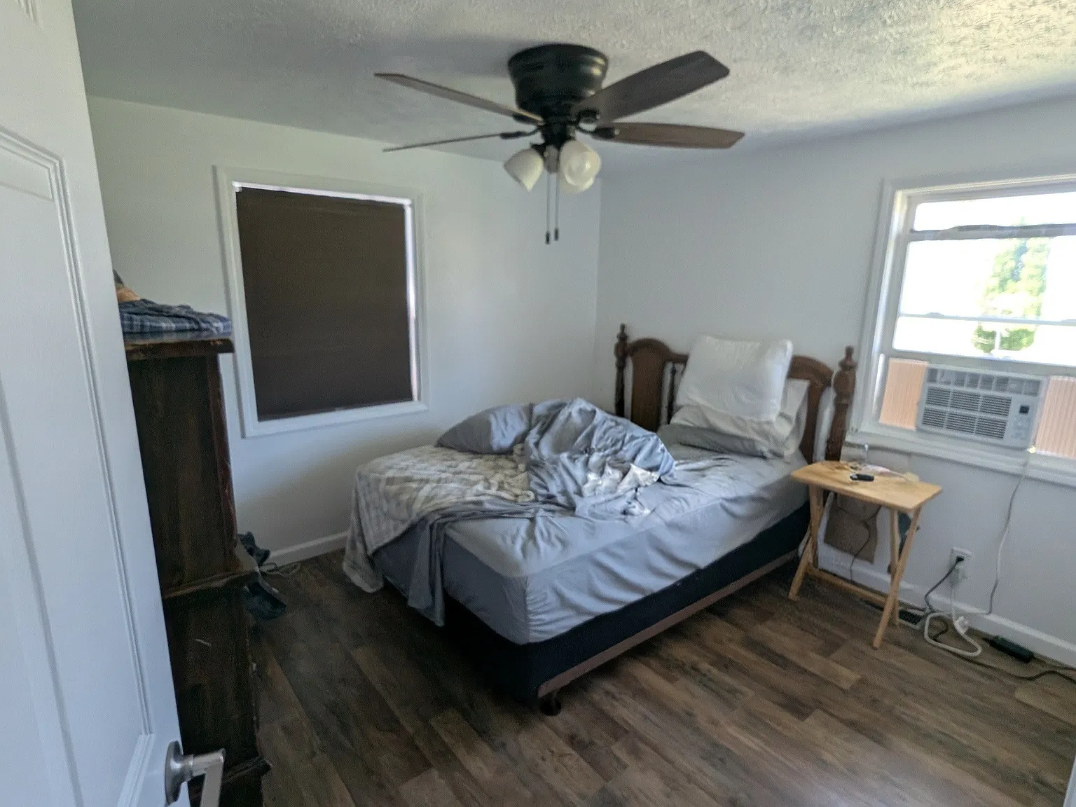 4 bed, $1,500 — Photo 2