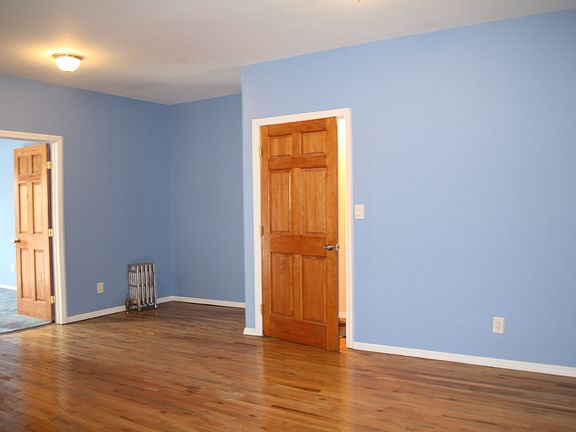 3rd image of 2064 Bergen St #2
