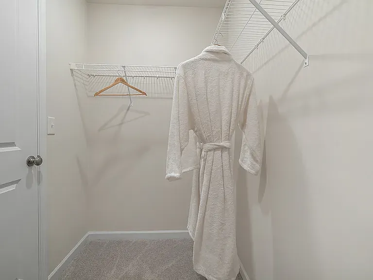 6133 Wayburn St — Photo 27