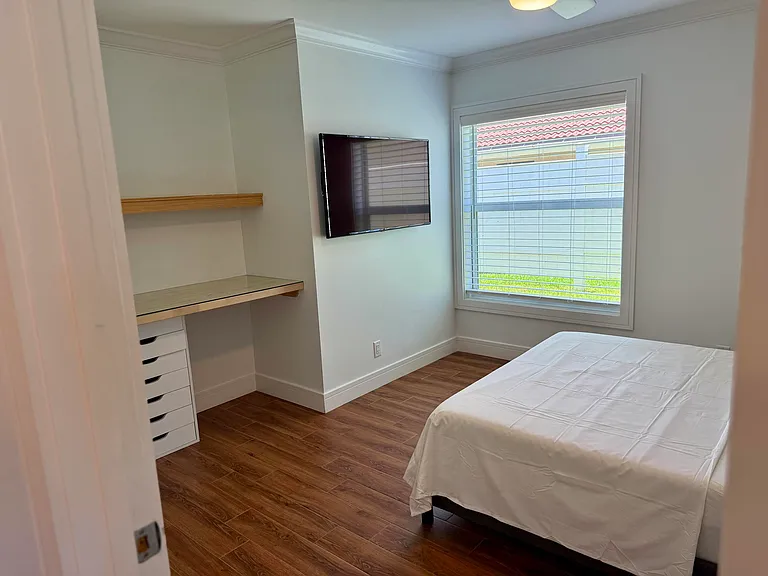 20725 Waters Edge Ct — Photo 17