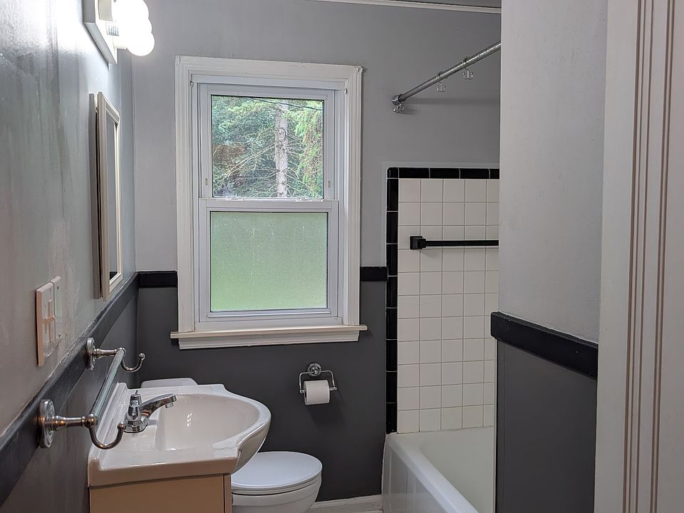 1606 Ferris Ave, photo 9