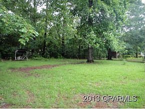 2nd image of 2612 Calvin Way