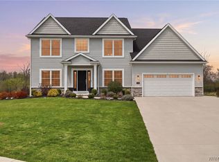 85 Windham Ct, Grand Island, NY 14072