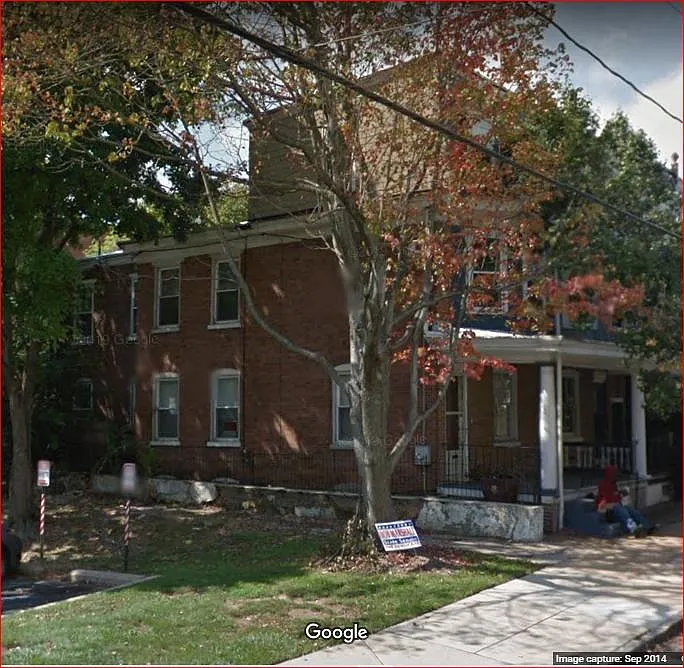 400 W 3rd St