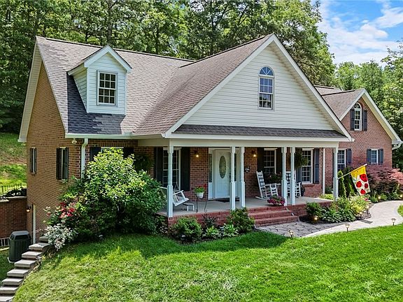 3rd image of 321 Liberty Landing Drive