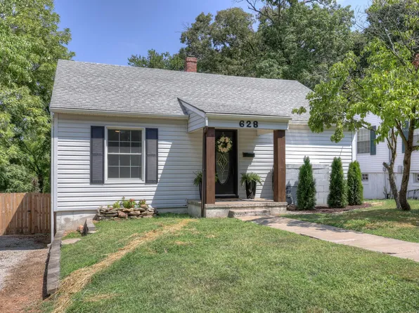 628 Walnut Drive, Neosho, MO 64850