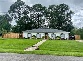215 San Carlos Dr, Saraland, AL 36571