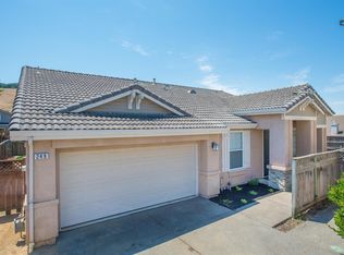 249 Edinburgh Ln, Petaluma, CA 94952