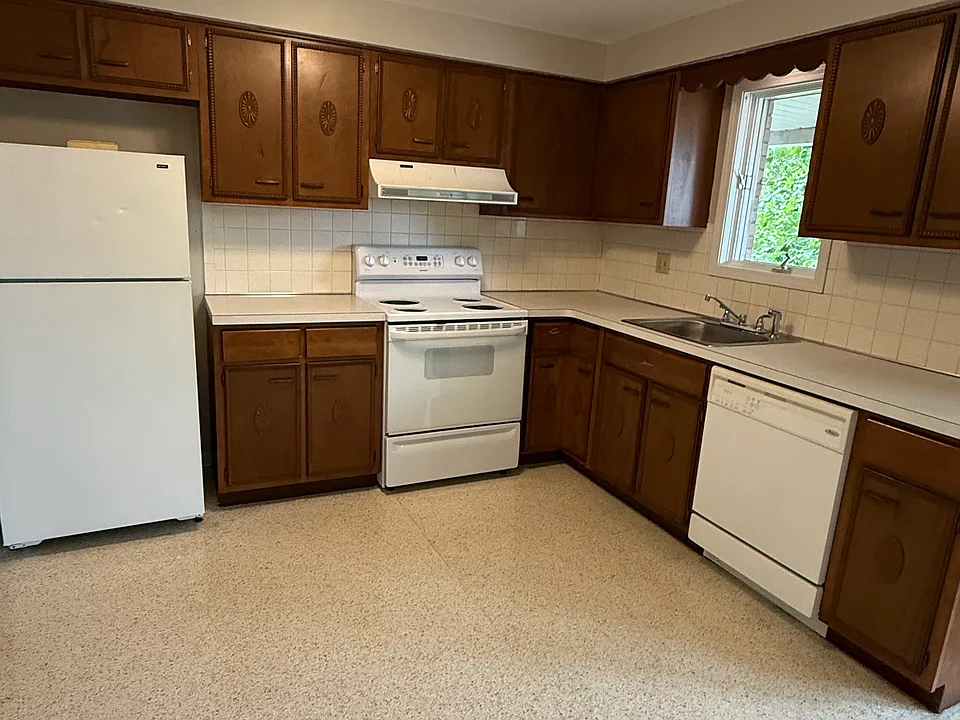 3027 Grand Island Blvd #5