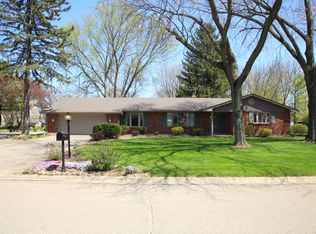 2194 Crab Tree Dr, Dayton, OH 45431