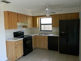 4th image of 4519 Dartmouth Ave N