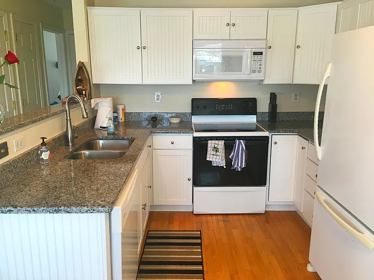 21 Atlantic Ave — Photo 4