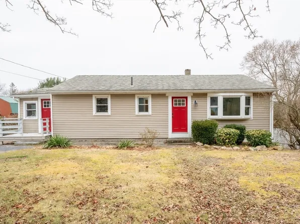 103 Pleasant St, Spencer, MA 01562