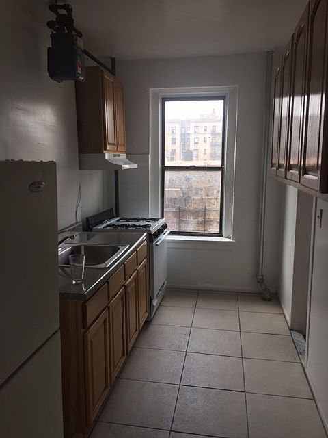 1st image of 165 Sherman Ave APT 2F