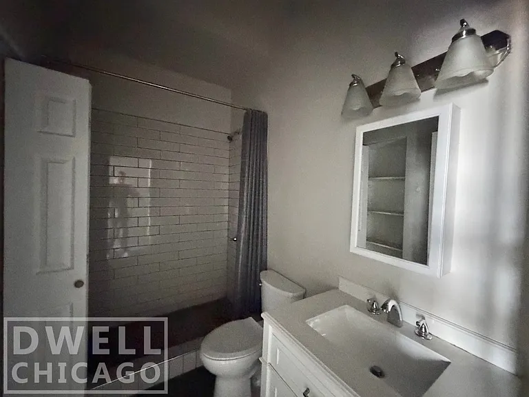 1903 S Blue Island Ave #2 — Photo 14
