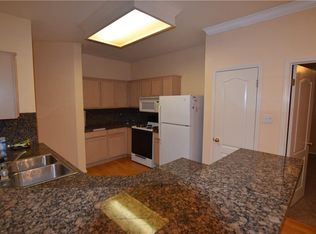 2020 Ravenscroft Dr, Austin, TX 78748